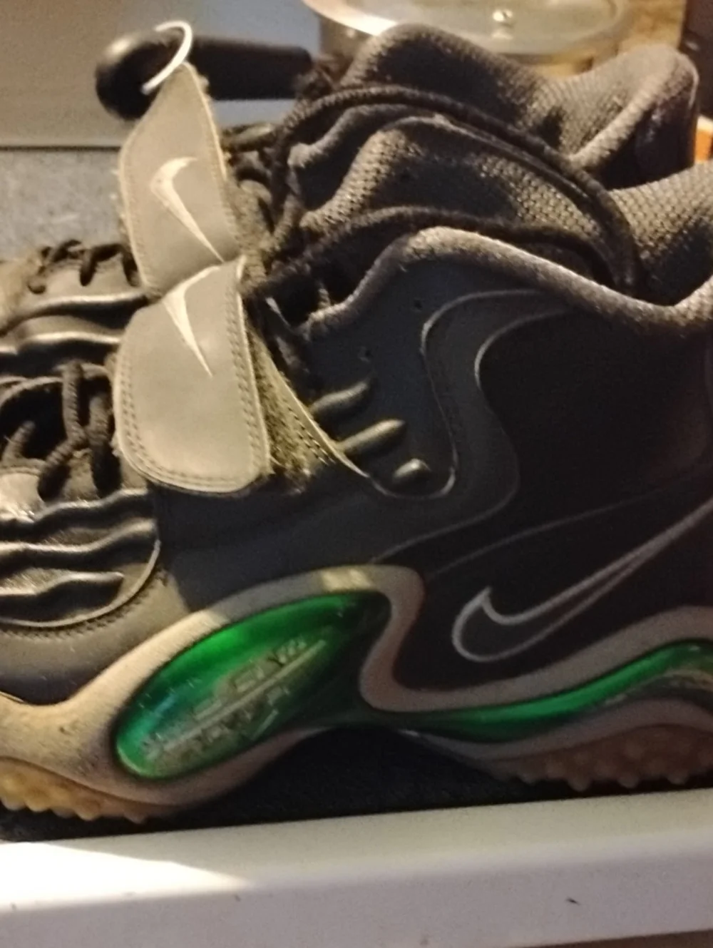 Nike Zoom Air Black Gray& Green Athletic Sneakers with Grey Strap